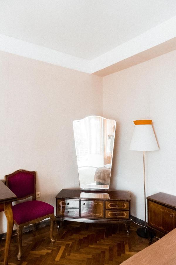 Hôtel Gosdacha Ldzaa à Lidzava Extérieur photo